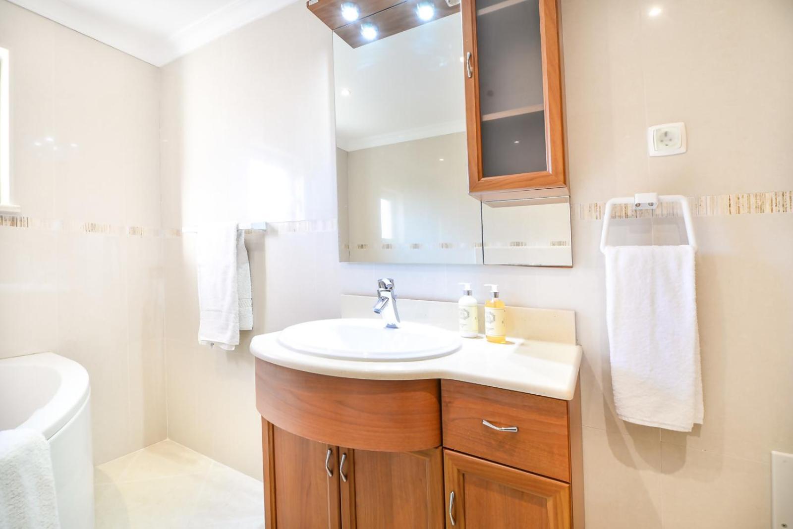 Vila Alcantarilha By Mtphomes מראה חיצוני תמונה